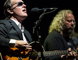 Joe Bonamassa 2013 South American Tour